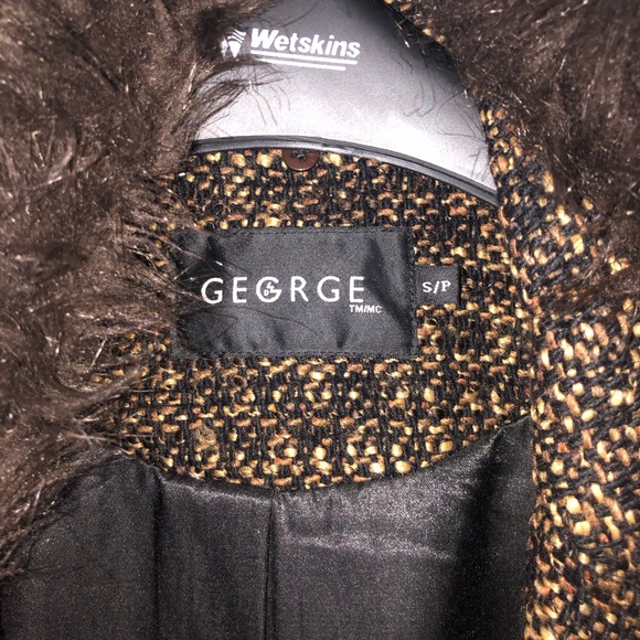Chic Tweed Teddy Jacket with Faux Fur Trim - Picture 5 of 5